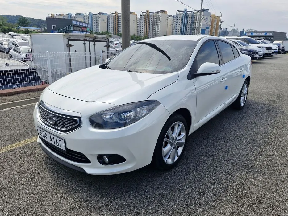 Renault Samsung SM3 LE 2017 года: Надёжный корейский седан за 1 013 362 ₽