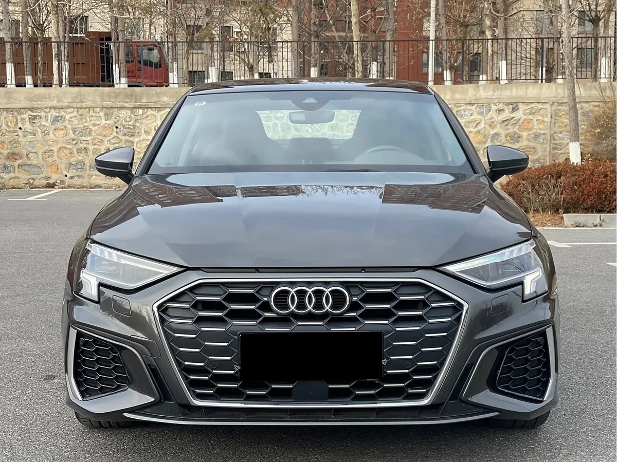 Audi A3L Limousine 2021 года за 2,4 млн рублей: Удлинённый премиум для ценителей