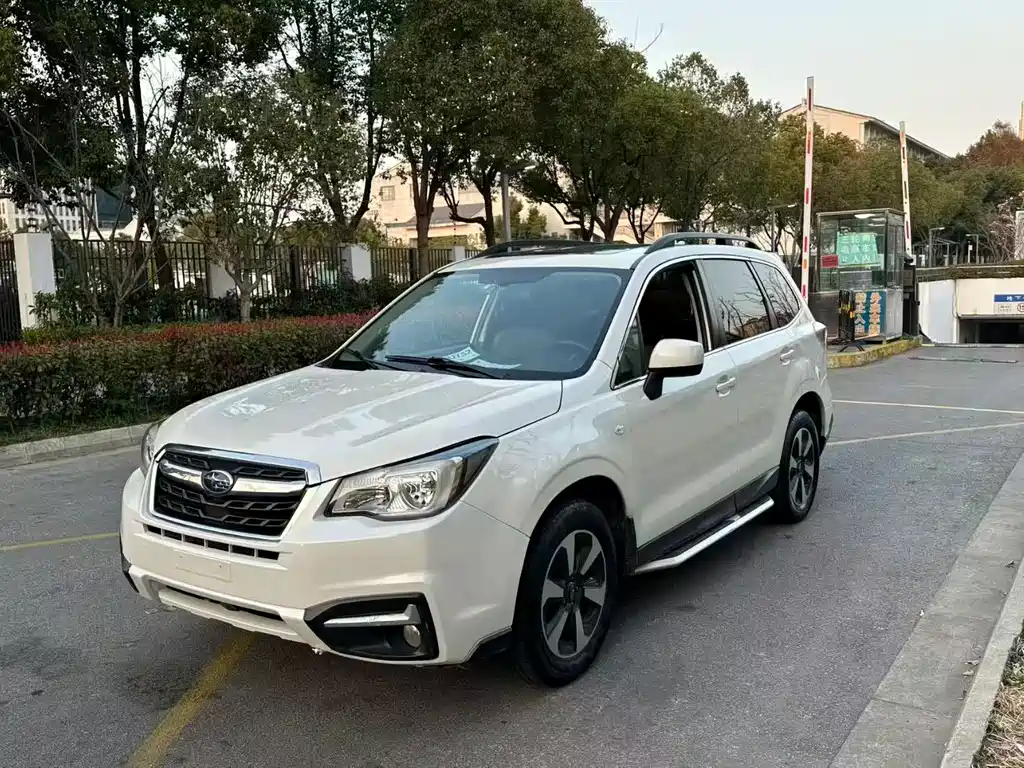 Subaru Forester 2014 года: Легендарный полноприводный универсал с пробегом 125 000 км за 1 500 991 ₽
