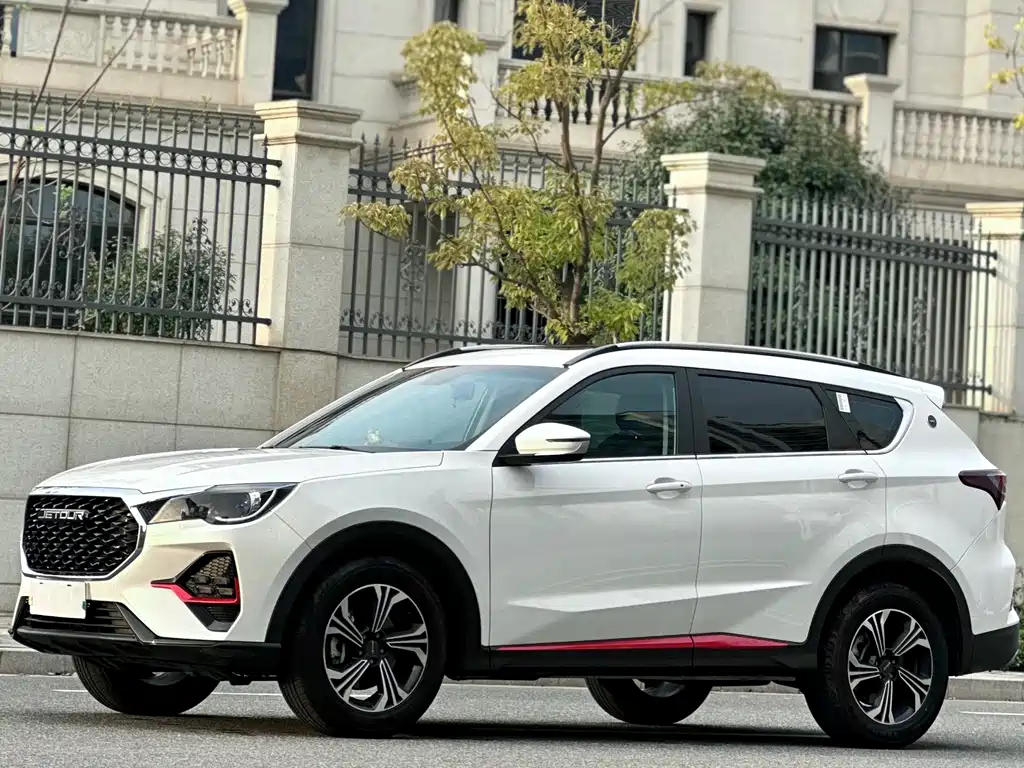 Jetour X70 2023 года: Практичный китайский кроссовер с пробегом 11 000 км — покупка с отсрочкой 4 месяца